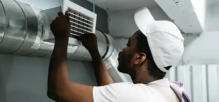 Our Licensed And Insured Cleaners in Leawood, KS